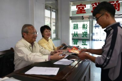 10653729_683179118426171_5620201507088346743_n