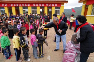 299445_287707947923614_1829125028_n