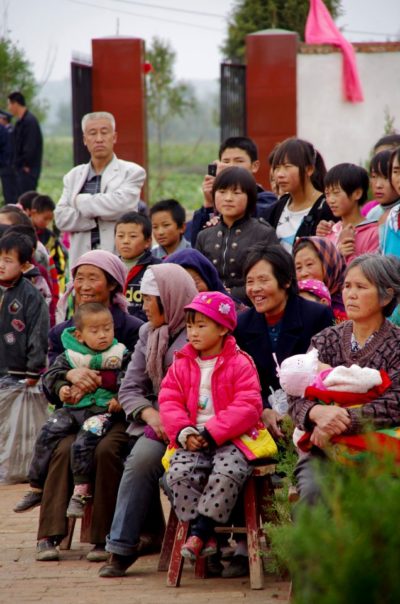 305134_287700964590979_1104926308_n