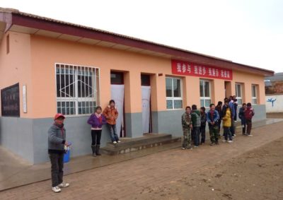 559280_401152623245812_2034781700_n