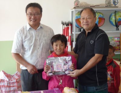 615789_498350453526028_1912616849_o