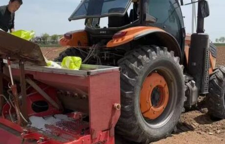 2- 平整耕地的機器