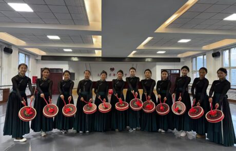 4 學生穿上練習服裝